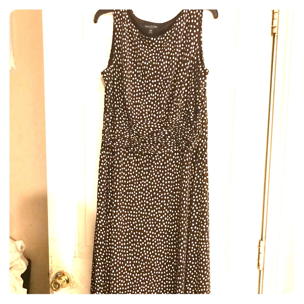 Brown sleeveless dress